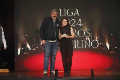 La temporada de Lucha Leonesa reconoció a los más destacados del deporte del cinto y la maña.