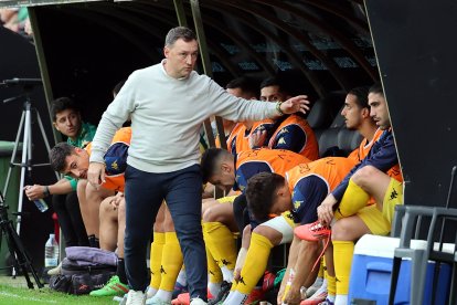 El cuadro leonés ya suma 30 puntos en 13 partidos, un récord histórico.