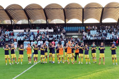 El cuadro leonés ya suma 30 puntos en 13 partidos, un récord histórico.