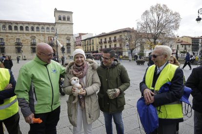 Moteros Solidarios homenajea a Lucía, una niña con cáncer.