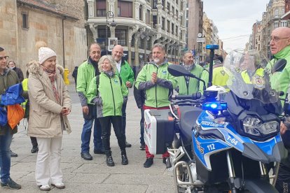 Moteros Solidarios homenajean a Lucía, una niña con cáncer.