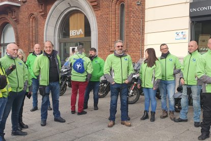 Moteros Solidarios homenajean a Lucía, una niña con cáncer.