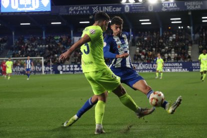 Las fotos de la victoria de la Deportiva contra el Amorebieta.