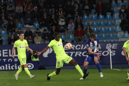 Las fotos de la victoria de la Deportiva contra el Amorebieta.