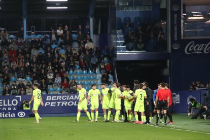 Las fotos de la victoria de la Deportiva contra el Amorebieta.