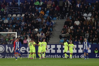 Las fotos de la victoria de la Deportiva contra el Amorebieta.