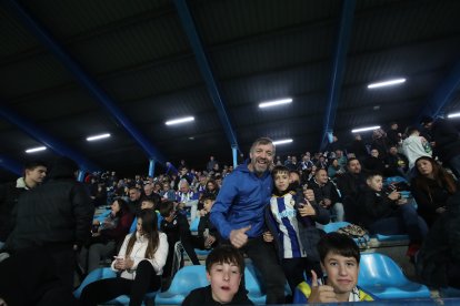 Las fotos de la victoria de la Deportiva contra el Amorebieta.