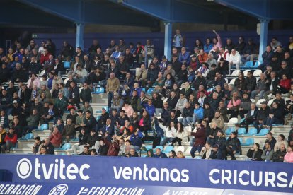 Las fotos de la victoria de la Deportiva contra el Amorebieta.