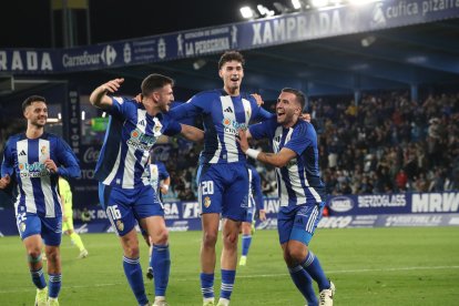 Las fotos de la victoria de la Deportiva contra el Amorebieta.