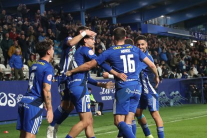 Las fotos de la victoria de la Deportiva contra el Amorebieta.