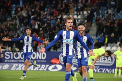 Las fotos de la victoria de la Deportiva contra el Amorebieta.