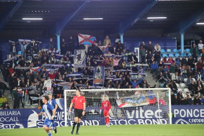 Las fotos de la victoria de la Deportiva contra el Amorebieta.