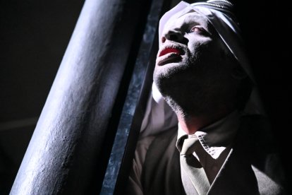 Timón of(f) Caracas.