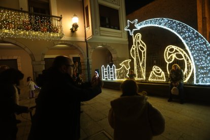 Encendido de las lunes navideñas en Ponferrada.
