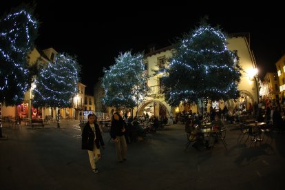 Encendido de las luces navideñas en Ponferrada.