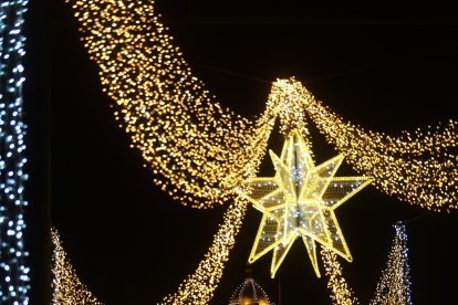 Encendido de las luces navideñas en Ponferrada.