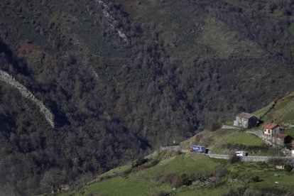 La belleza aplastante de la naturaleza en la carretera del Puerto de Pajares.