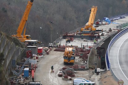 Estado de la nueva estructura de la A-6, este sábado.