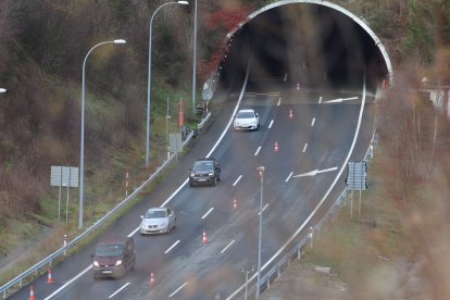 Estado de la nueva estructura de la A-6, este sábado.