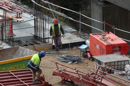 Estado de la nueva estructura de la A-6, este sábado.