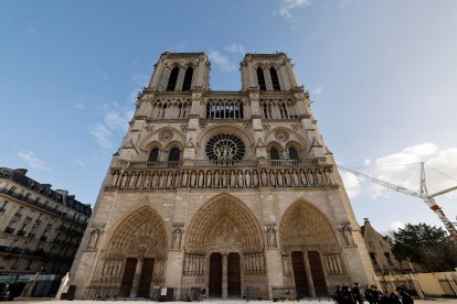 Aspecto de la catedral de Notre Dame tras el devastador incendio de hace casi seis años.