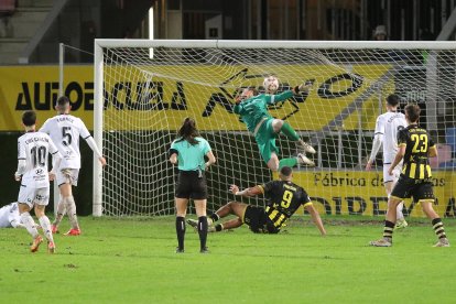 Una derrota muy dolorosa de los de Llona ante el Barakaldo.