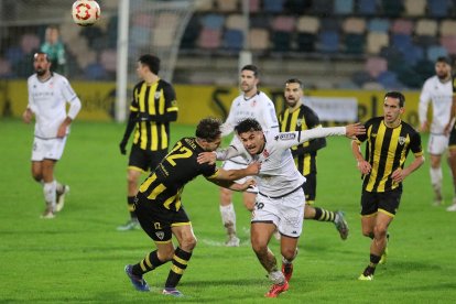 Una derrota muy dolorosa de los de Llona ante el Barakaldo.