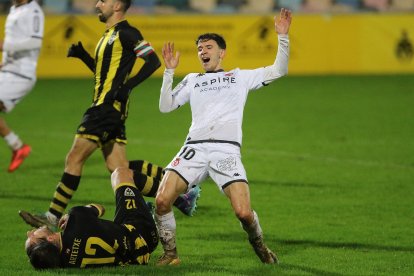 Una derrota muy dolorosa de los de Llona ante el Barakaldo.