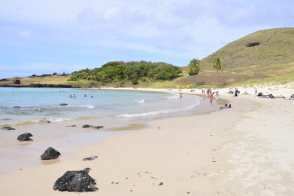 La playa de Anakena fue el primer asentamiento conocido en la Isla de Pascua.