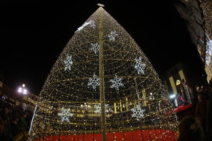 Luces navideñas en Ponferrada 2024.