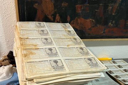 Las administraciones de lotería de todo el país, también de León, han vendido los billetes de las que resultaron destruidas por la dana en Valencia.