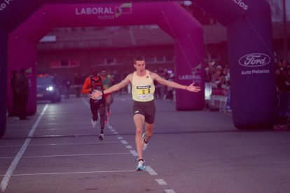 Los leoneses respondieron una vez más en la carrera que cierra el año.