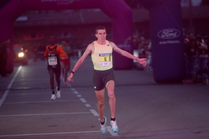 Los leoneses respondieron una vez más en la carrera que cierra el año.