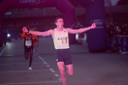 Los leoneses respondieron una vez más en la carrera que cierra el año.