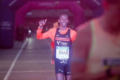 Los leoneses respondieron una vez más en la carrera que cierra el año.