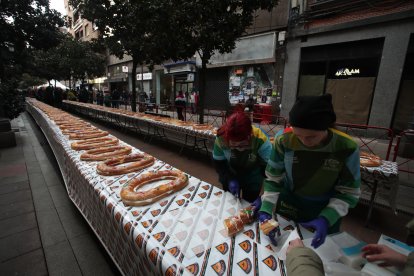 El Gran Roscón de Reyes Magos organizado por Templarium.