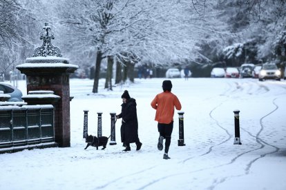 Imagen de Sefton Park en Liverpool, Gran Bretaña, el 5 de enero de 2025. EFE/EPA/ADAM VAUGHAN