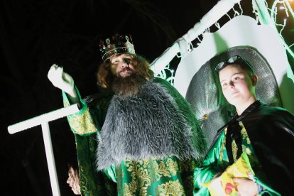 La Cabalgata de Reyes de Ponferrada desafía a la lluvia