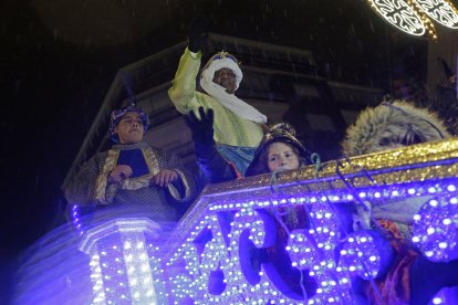 Cabalgata de los Reyes Magos en León.