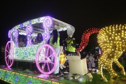 Cabalgata de los Reyes Magos en León.