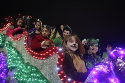 Cabalgata de los Reyes Magos en León.