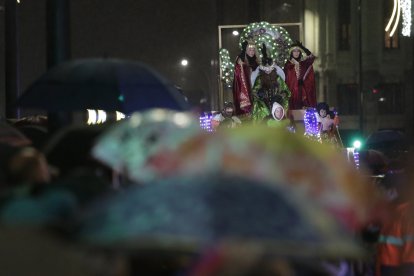 Cabalgata de los Reyes Magos en León.