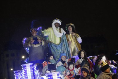 Cabalgata de los Reyes Magos en León.