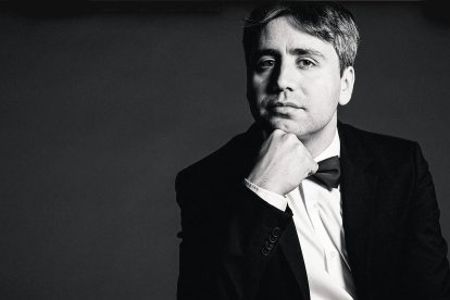 Francisco Fierro.