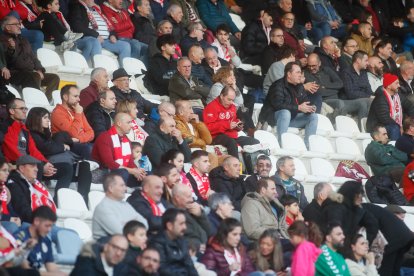 El partido con el que arrancó el año en el Reino de León finalizó en tablas (1-1) y con ambiente en la grada.