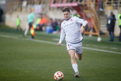 El partido con el que arrancó el año en el Reino de León finalizó en tablas (1-1) y con ambiente en la grada.