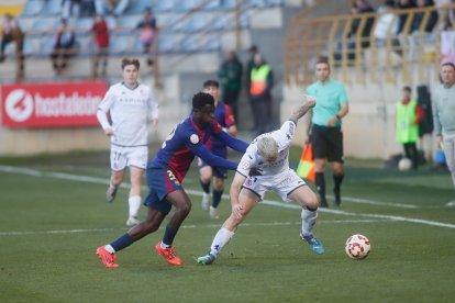 El partido con el que arrancó el año en el Reino de León finalizó en tablas (1-1) y con ambiente en la grada.