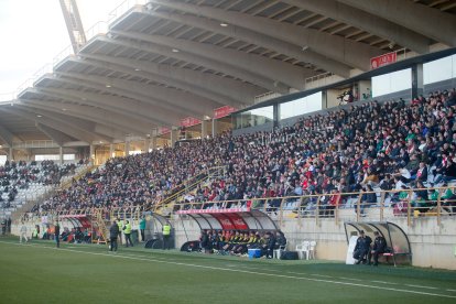 El partido con el que arrancó el año en el Reino de León finalizó en tablas (1-1) y con ambiente en la grada.