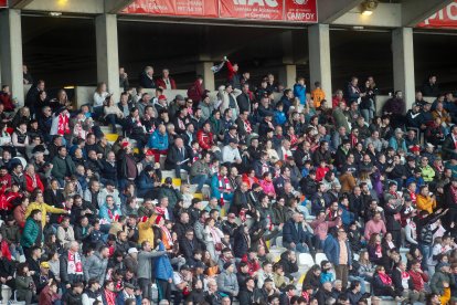 El partido con el que arrancó el año en el Reino de León finalizó en tablas (1-1) y con ambiente en la grada.