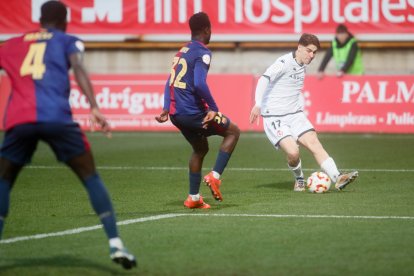 El partido con el que arrancó el año en el Reino de León finalizó en tablas (1-1) y con ambiente en la grada.